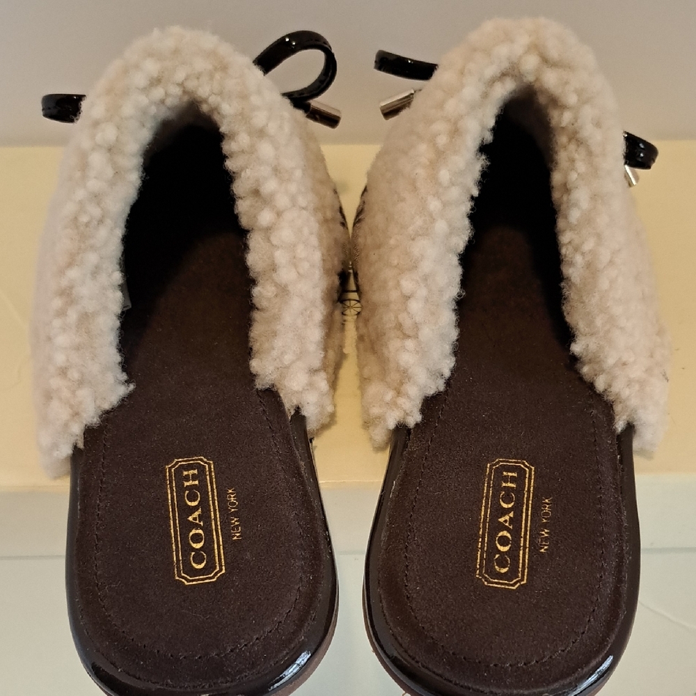 Coach Brown and Cream Slippers - Picture 6 of 8